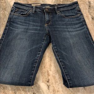 AG jeans in slim straight sz 27
